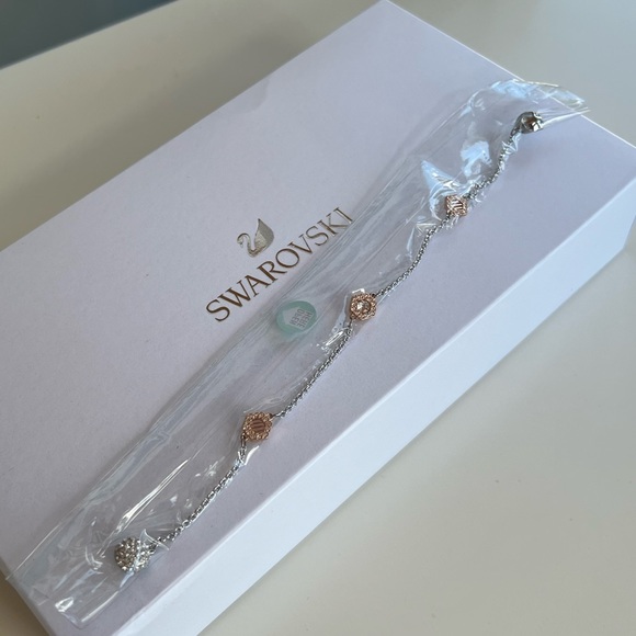 Swarovski Rose Gold Hexagon Remix Collection Bracelet Brand New - Picture 2 of 6